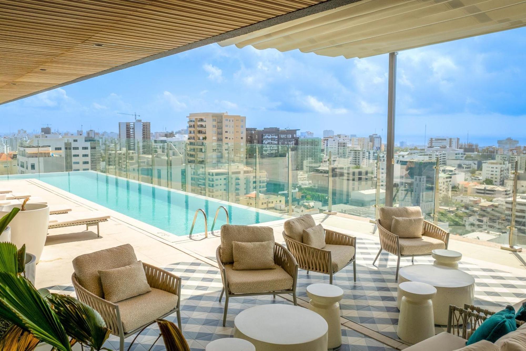 Courtyard By Marriott Santo Domingo Piantini Hotel Eksteriør billede