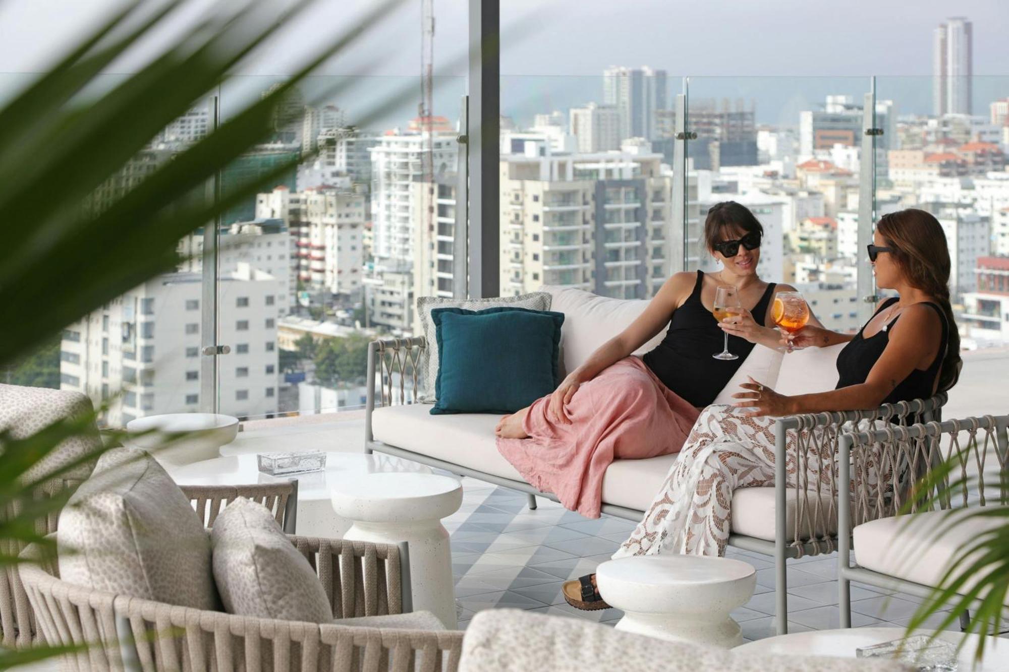 Courtyard By Marriott Santo Domingo Piantini Hotel Eksteriør billede